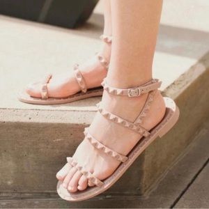 Steve Madden Travel Jelly Studded Rockstud
Flat Sandals Wrap Ankle - 9